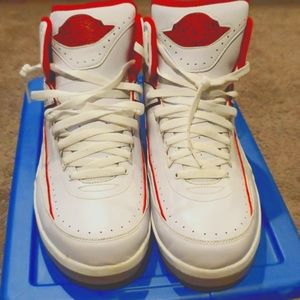 Air Jordan 2 size 13 white w/ red trim
